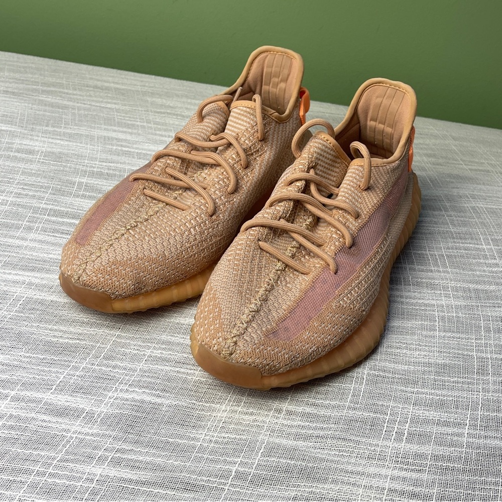 Adidas Yeezys 350 V2 Men’s Size 12 Pink Clay
